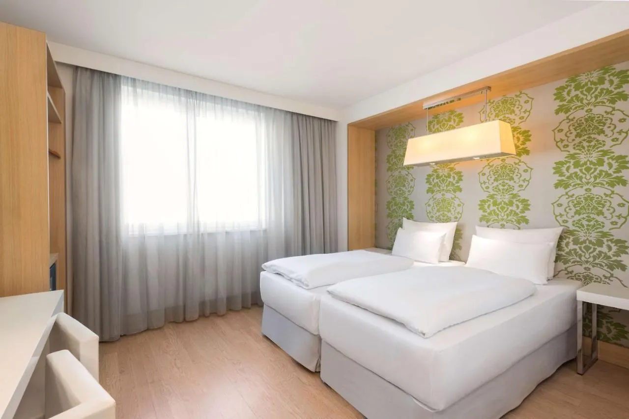 NH Berlin Potsdamer Platz Hotel